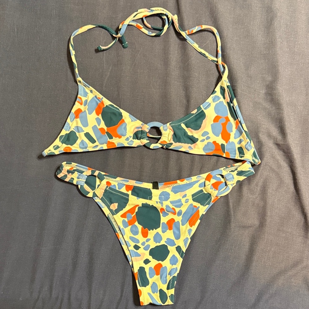 Blackbough Patterned Bikini Set